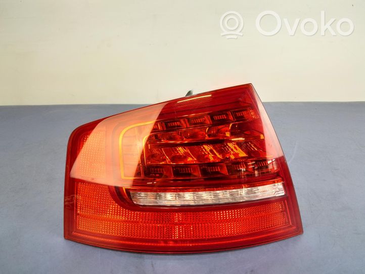 Audi A8 S8 D3 4E Lampa tylna 4E0945095H