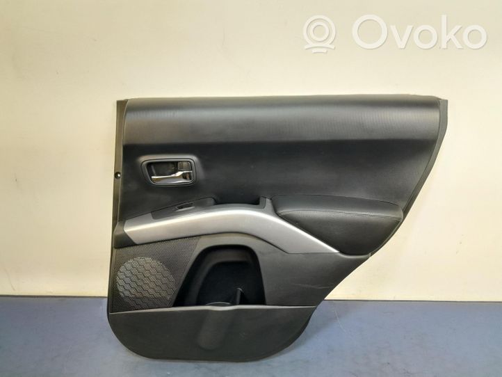 Citroen C-Crosser Set di rivestimento del pannello della portiera 