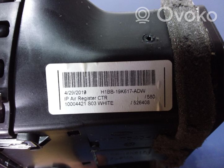 Ford Fiesta Boczna kratka nawiewu deski rozdzielczej H1BB-A014L09-AA