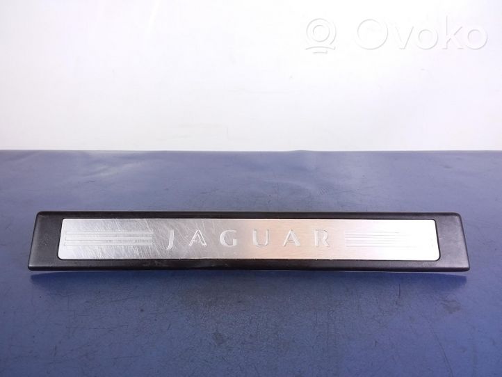 Jaguar XF X250 Garniture de marche-pieds 8X23-13201-AF
