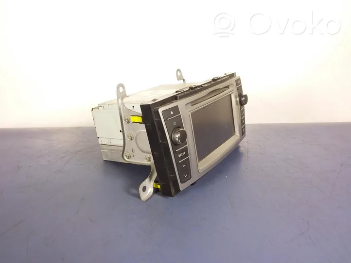 Toyota Avensis T270 Radio/CD/DVD/GPS-pääyksikkö 86140-05010