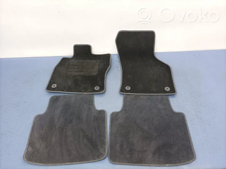 Volkswagen Arteon Tapis de sol / moquette de cabine avant 3G8863011A