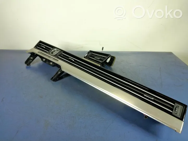 Volkswagen PASSAT B8 Garniture, panneau de grille d'aération latérale 3G1857083