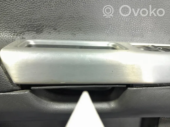 Volvo V50 Комплект отделки дверей 01