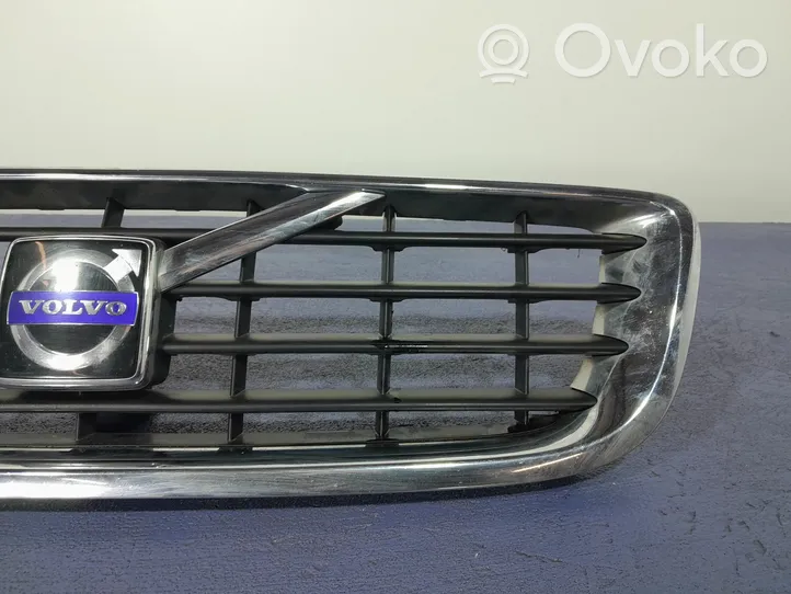 Volvo V50 Atrapa chłodnicy / Grill 30744915