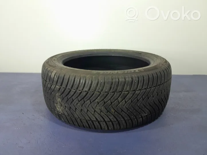 Opel Insignia A R17 C winter tire 01