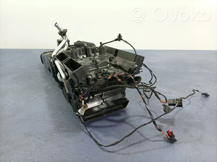 Audi Q7 4M Scatola climatizzatore riscaldamento abitacolo assemblata 4M0820004