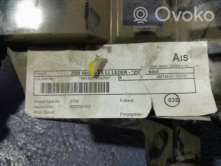 Audi Q7 4M Altro elemento di rivestimento sottoporta/montante 4M1863075A