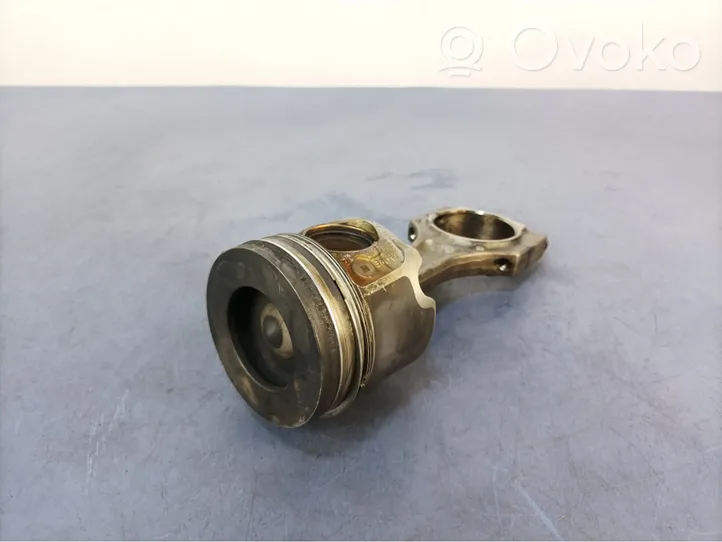 BMW 3 F30 F35 F31 Piston 