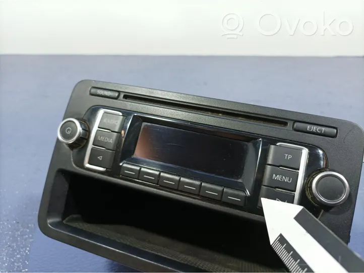 Volkswagen Amarok Radio/CD/DVD/GPS-pääyksikkö 5K0035156A
