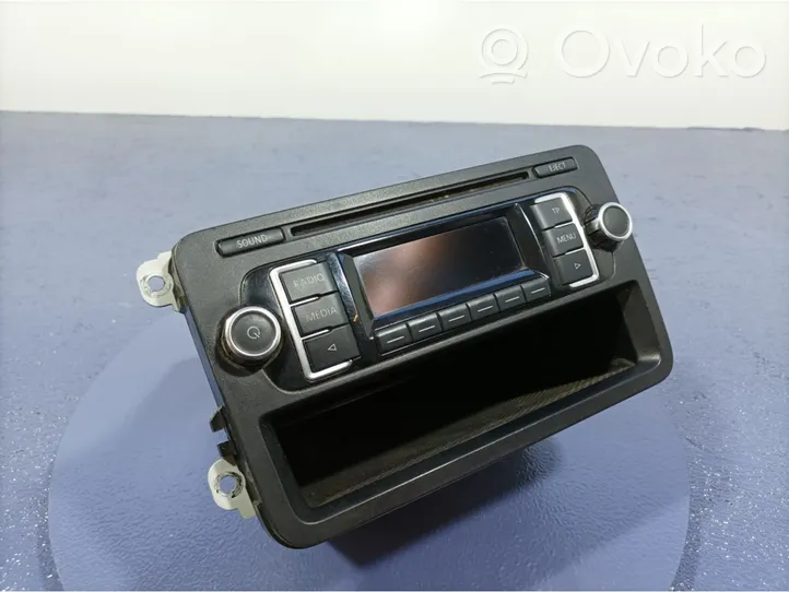 Volkswagen Amarok Radio/CD/DVD/GPS-pääyksikkö 5K0035156A