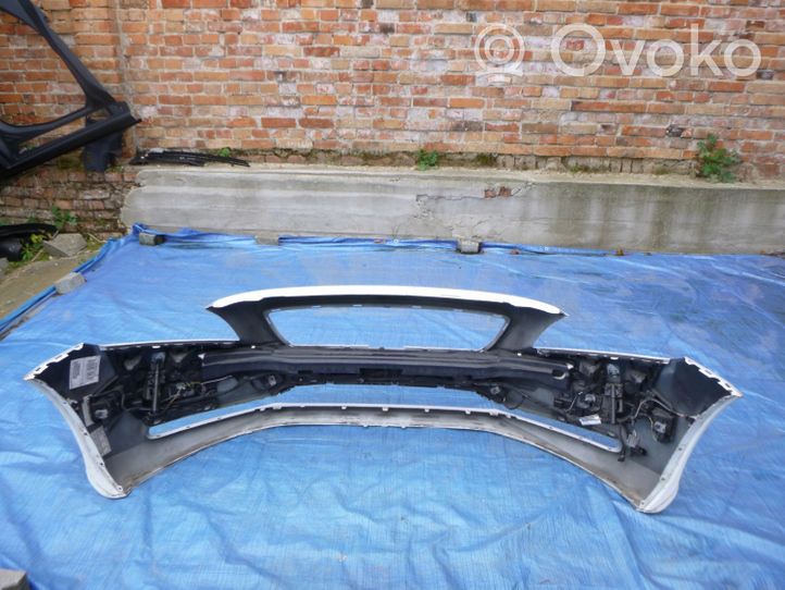 Volvo V40 Cross country Front bumper 