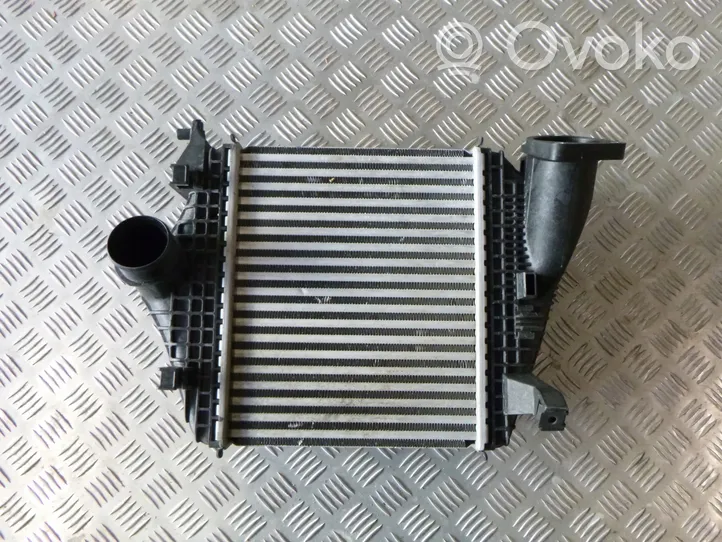 Audi Q8 Radiatore intercooler 