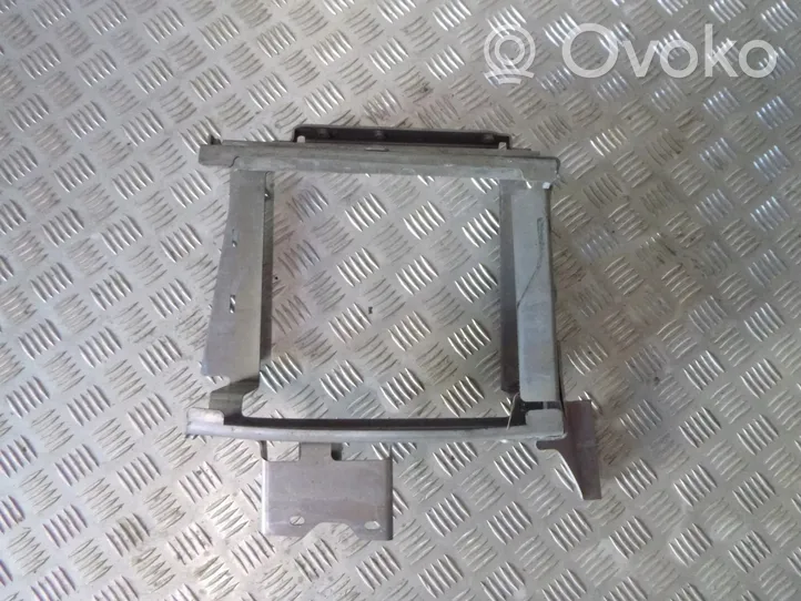 Mercedes-Benz G W463 Radiator mount bracket A4636107001