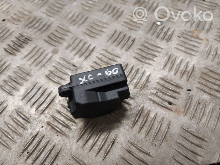 Volvo XC60 Motor/activador trampilla de calefacción PL1607526