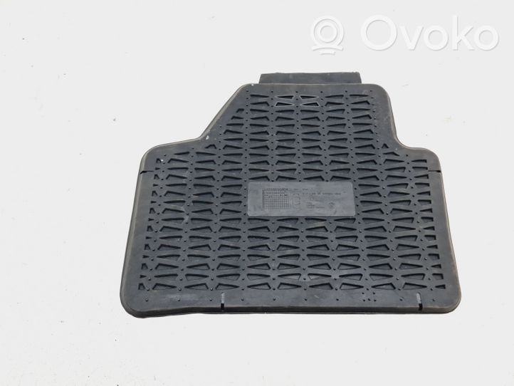 BMW X1 E84 Rear floor mat 51472336795