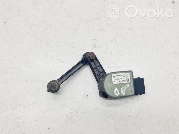 Volkswagen Touareg I Capteur de niveau de phare 7L0616571B