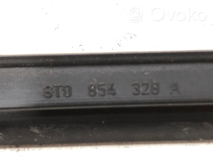 Audi A5 8T 8F Garniture de pare-brise 8T0854328A