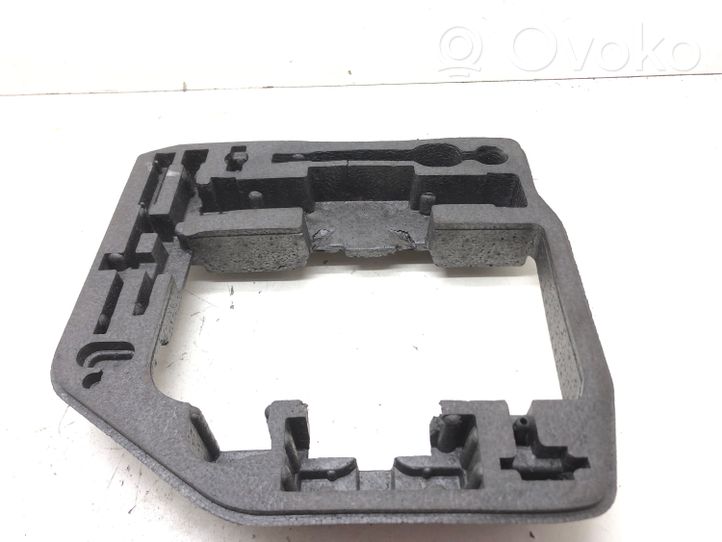 Audi A5 8T 8F Boîte à outils 8T0012109A