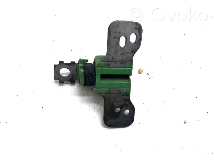 Renault Megane III Staffa/supporto di montaggio della marmitta 8200310007