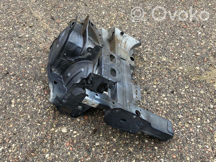 Renault Megane III Longherone lato anteriore 641002217R