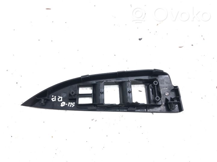 Subaru Outback Moldura del interruptor de la ventana de la puerta delantera 94263AJ000