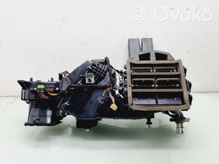 Volkswagen Touareg I Scatola climatizzatore riscaldamento abitacolo assemblata 7H1819095