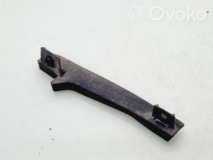 Toyota Aygo AB40 Chlapacze tylne 758660H010