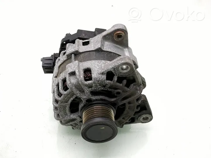 Dacia Logan III Generatore/alternatore 231007769R