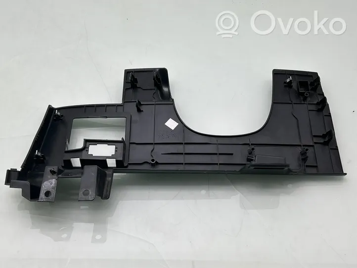 Nissan Qashqai Rivestimento del piantone del volante 68106D000