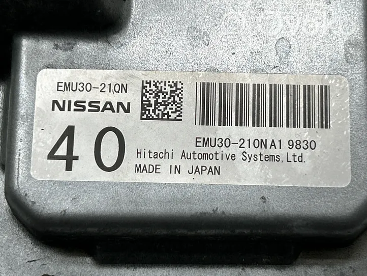Nissan Navara D23 Vaihdelaatikon ohjainlaite/moduuli EMU30210NA1