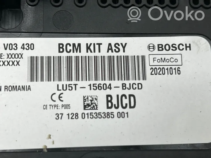 Ford Focus Fuse module LU5T15604BJCD