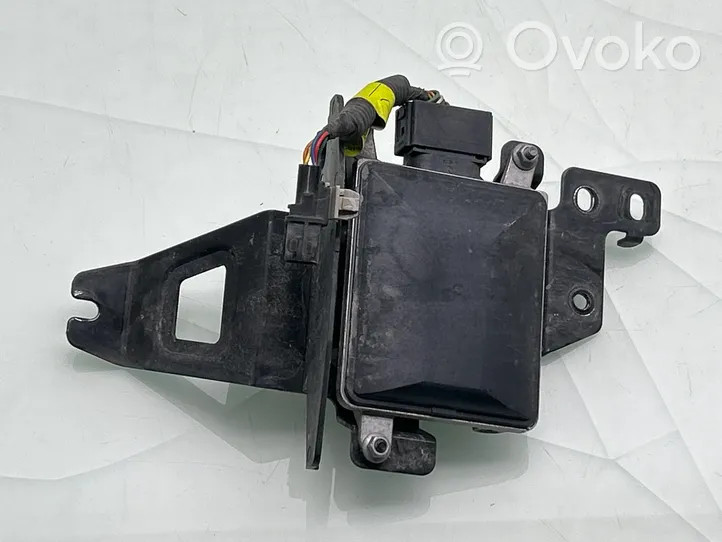 KIA Sorento Blind spot control module 95811C5000