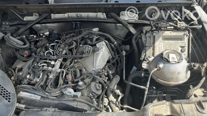 Audi Q5 SQ5 Moottori DET