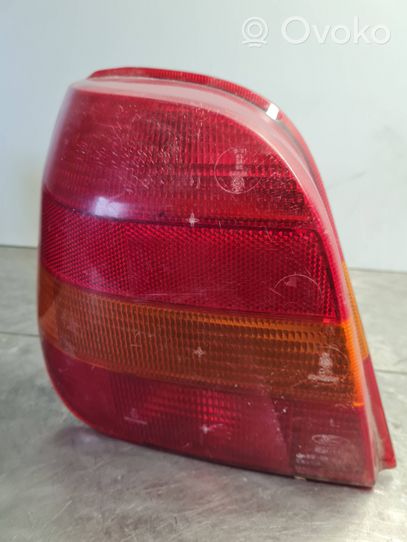 Volvo V70 Tailgate rear/tail lights 13910100