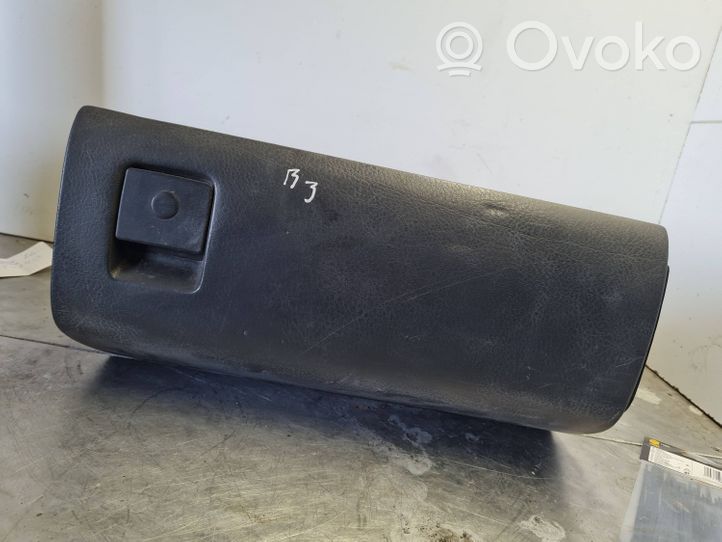 Volkswagen PASSAT B3 Glove box 357857103L