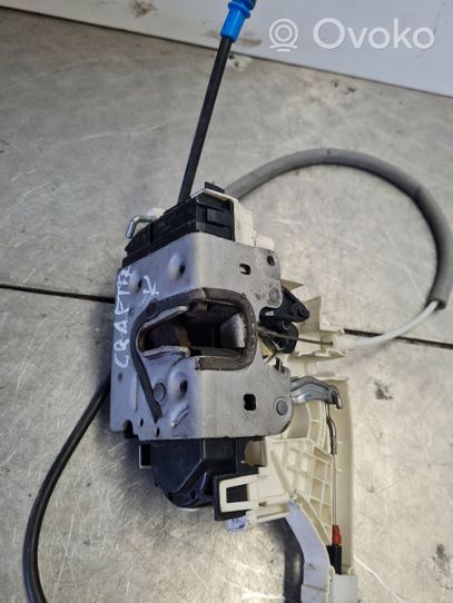 Volkswagen Crafter Priekšpusē slēdzene A9067201435