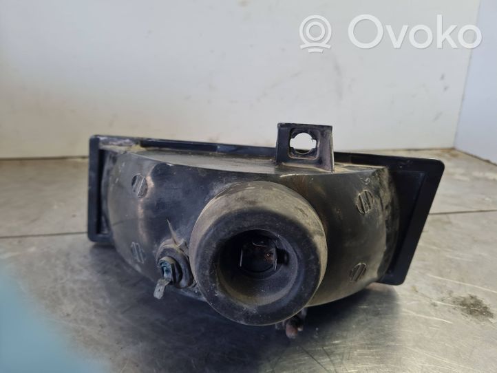 Chrysler Voyager Lampa przednia E13175022596