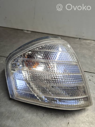 Mercedes-Benz C W202 Front indicator light 183357B