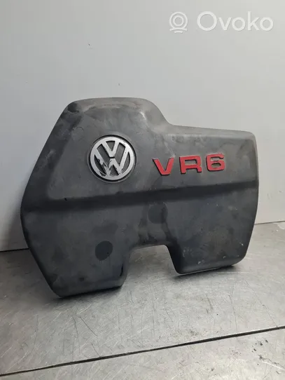 Volkswagen Transporter - Caravelle T4 Cubierta del motor (embellecedor) 