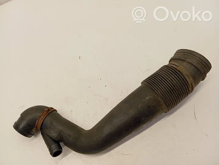 Volkswagen Transporter - Caravelle T4 Air intake hose/pipe 028129627L