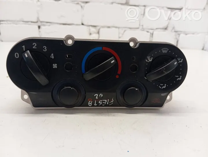 2S6H18549BD Ford Fiesta Climate control unit, 39.00 € RRR