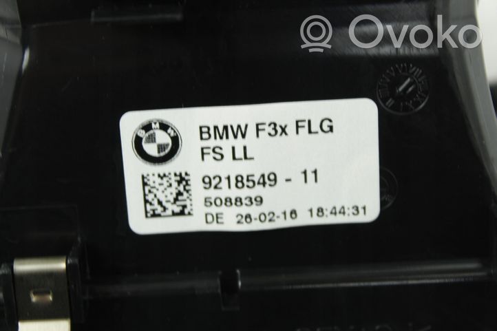 BMW 3 F30 F35 F31 Kojelaudan kehys 8068609