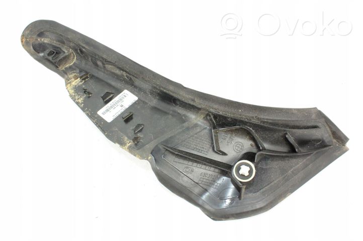 BMW 5 G30 G31 Galinio žibinto detalė 7382960