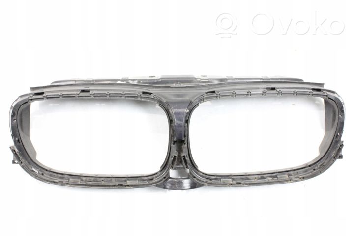 BMW 7 G11 G12 Maskownica / Grill / Atrapa górna chłodnicy 8065125