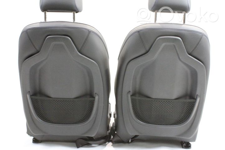 BMW 1 F40 Seat and door cards trim set 