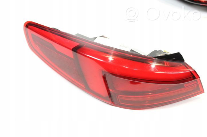 BMW 2 F44 Lampy tylne / Komplet 