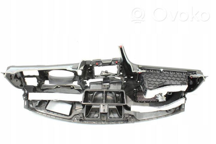 BMW M4 F82 F83 Dashboard 