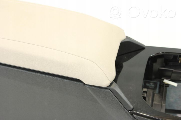 BMW 1 F40 Center console 