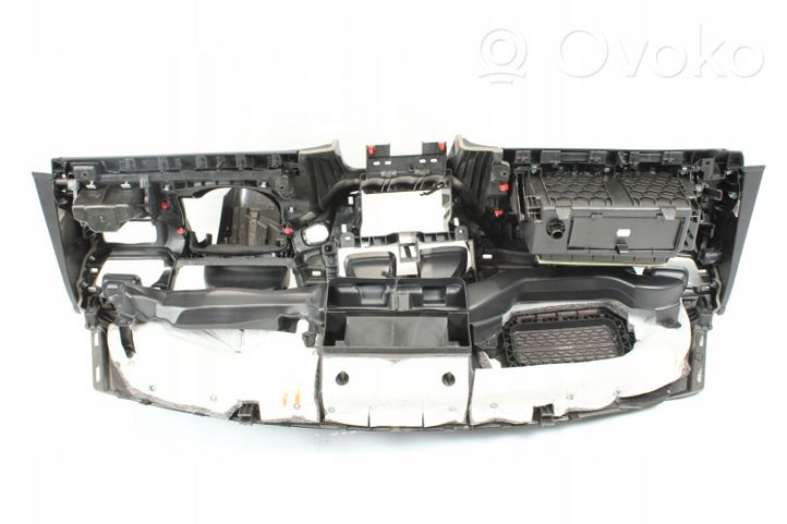 BMW X2 F39 Deska rozdzielcza 